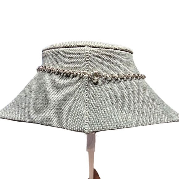 Enchanted Heirloom Sheild Pendant Necklace - Picture 3 of 10